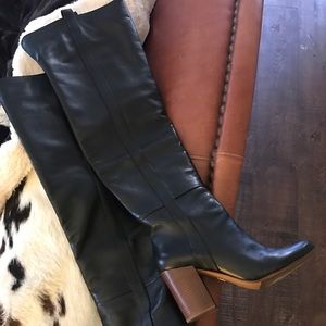 Knee high Vince Camuto black boots
