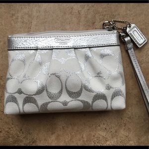 Very pretty Coach wristlet/clutch