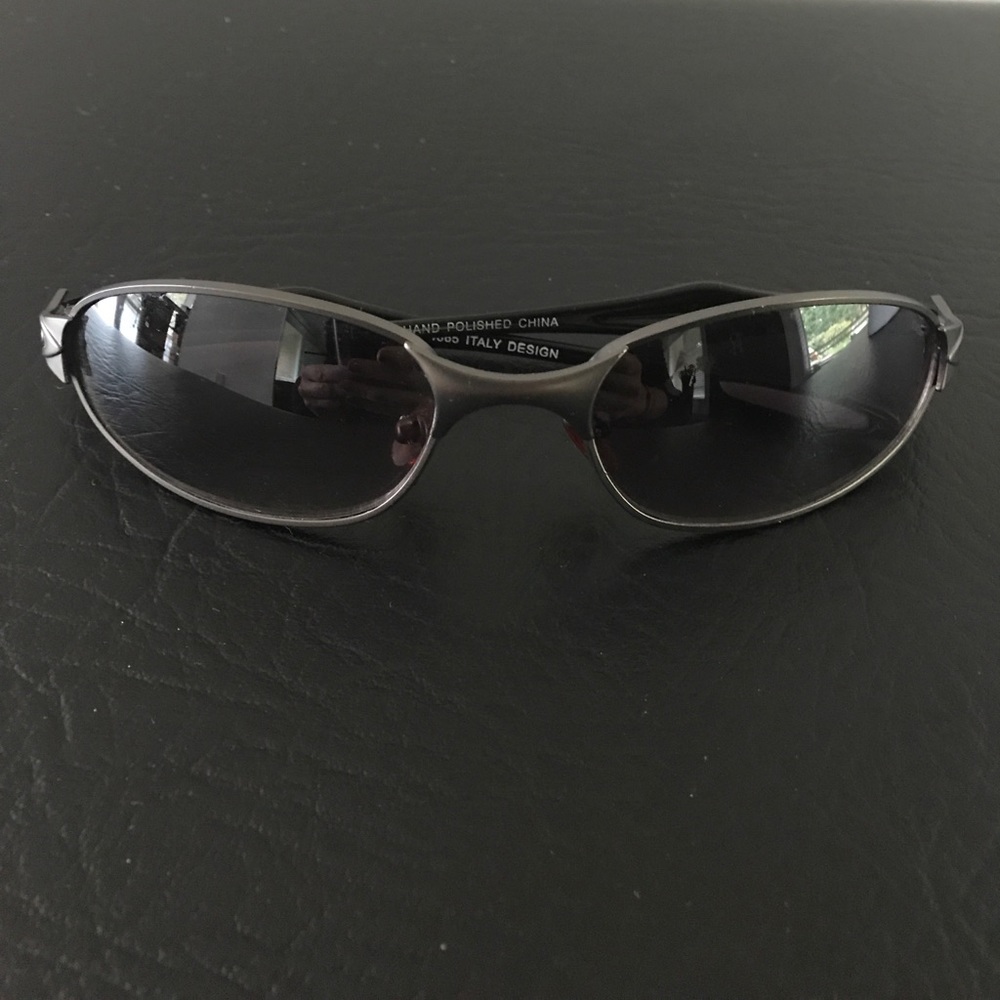 Sun Glasses - image 5