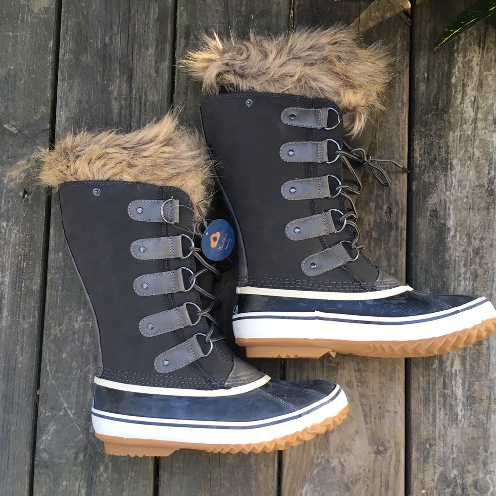 NWT jbu all weather boots
