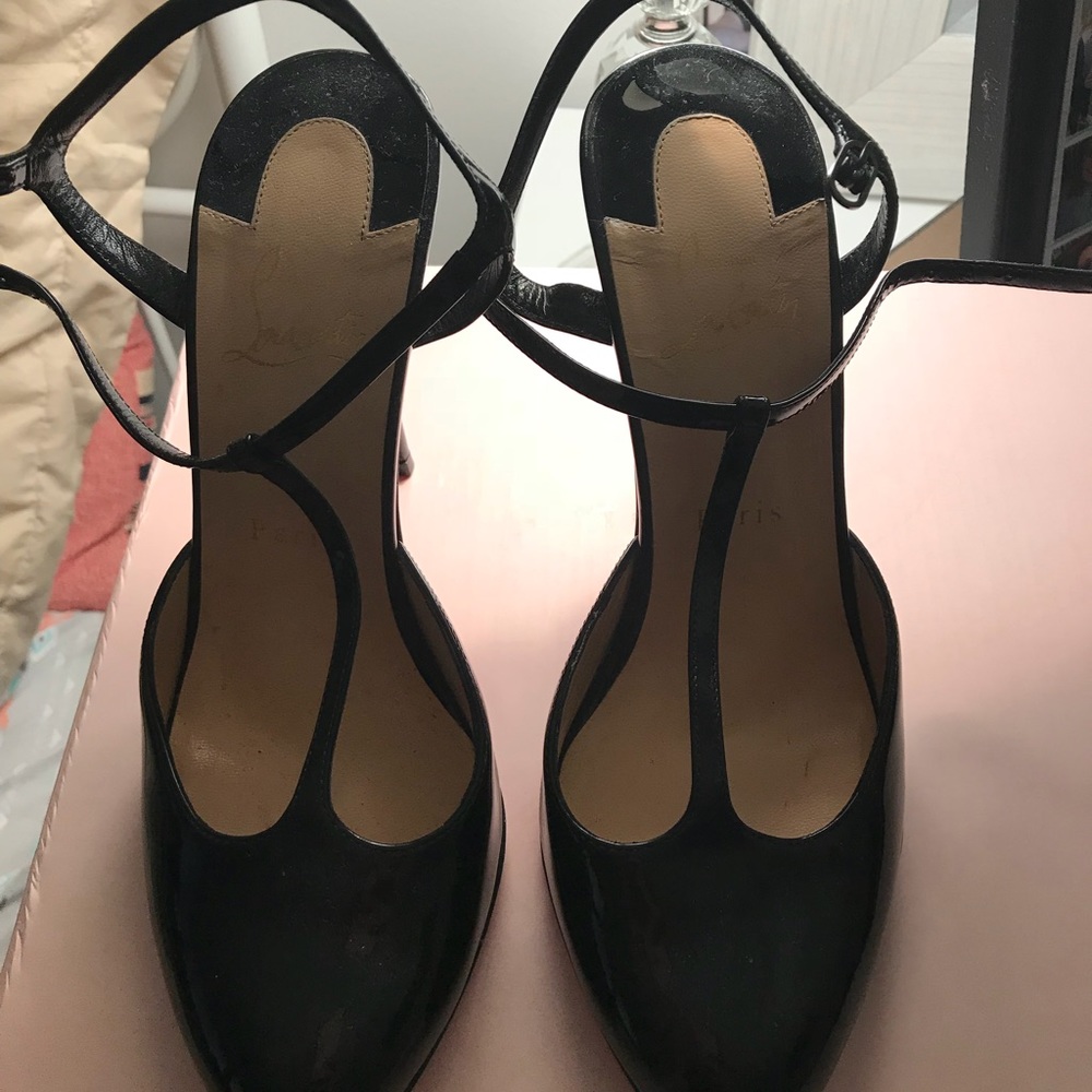 Authentic Christian Louboutin women’s t strap heel