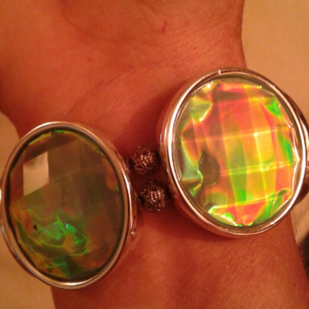 SALE! Vintage multi color big stone bracelet