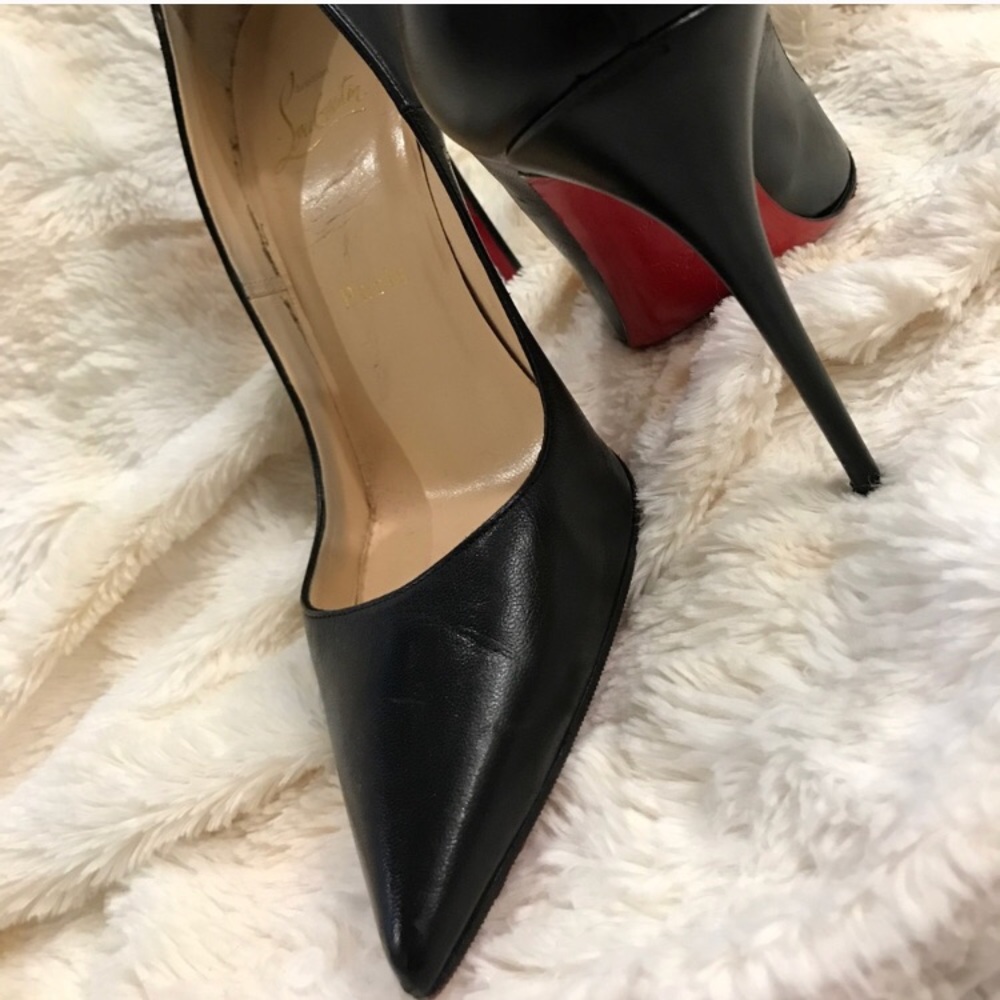 Christian Louboutin black leather pigalles