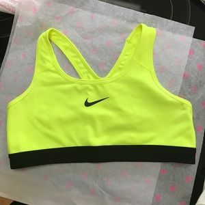 Nike dri-fit sports bra