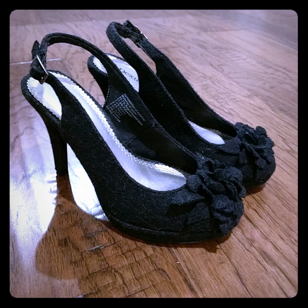 Dark Grey Flower Embellished Heel