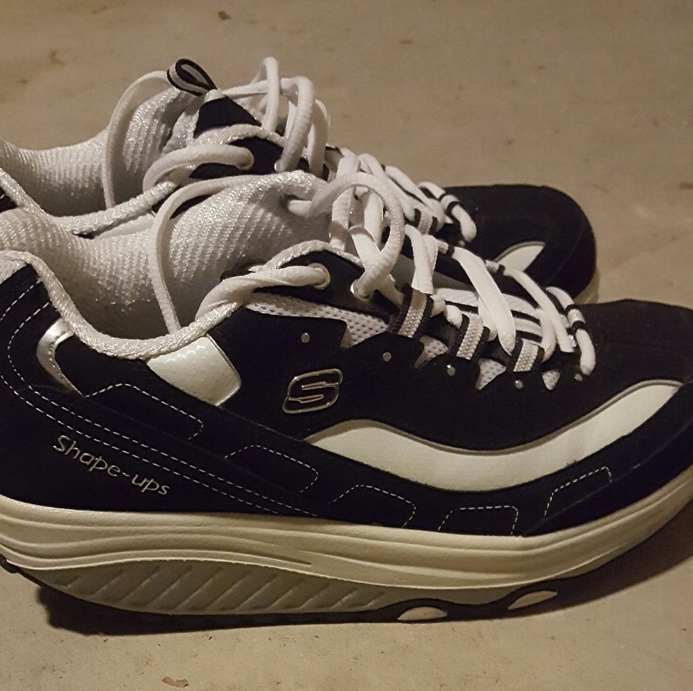 Shoe