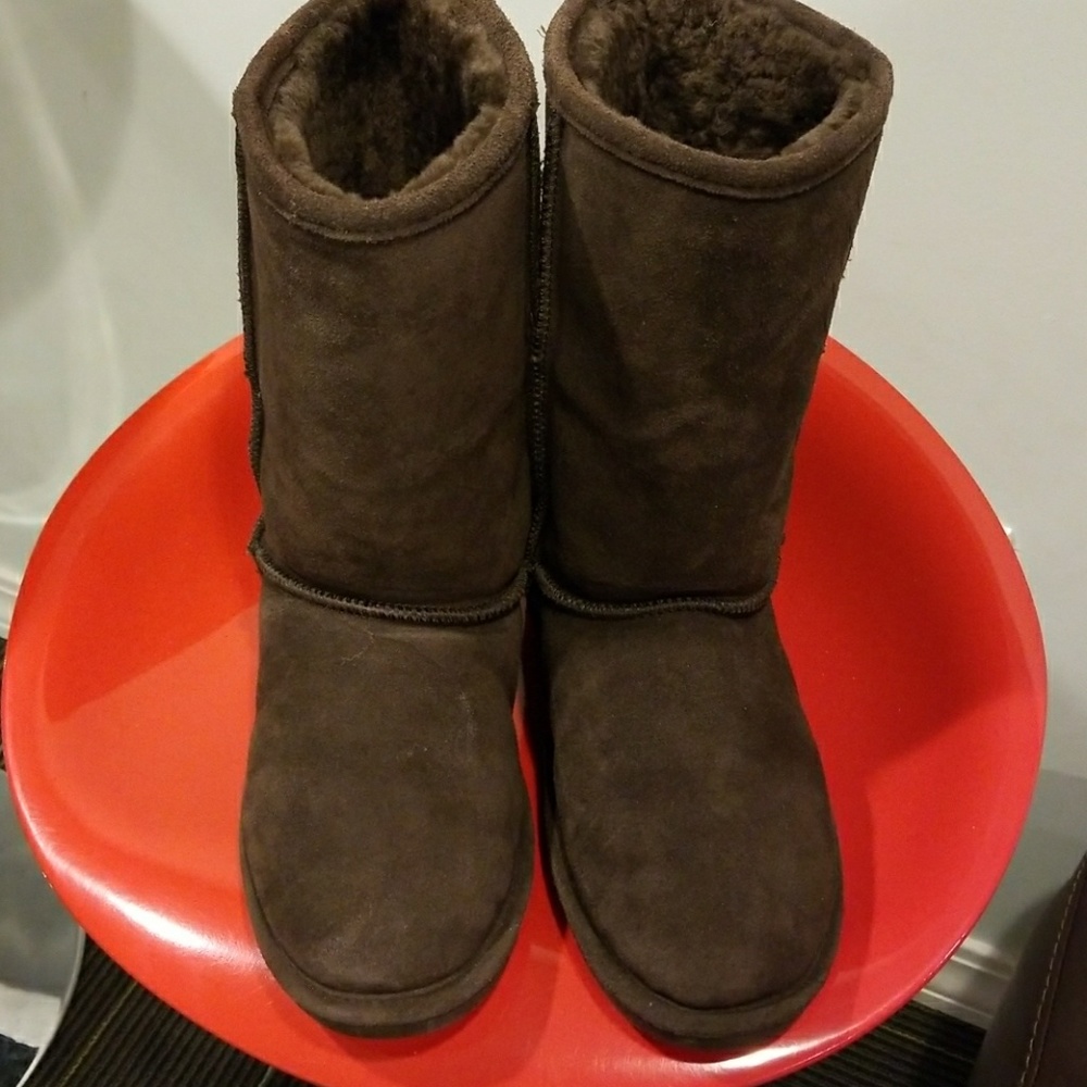 BearPaw boots