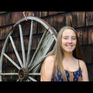 Meet your Posher, Casey