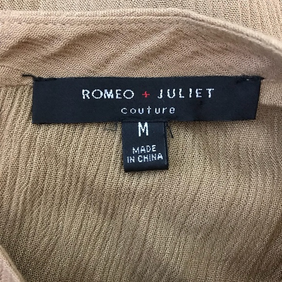 Romeo & Juliet Couture Boho Peasant Lace Dress - Picture 7 of 8