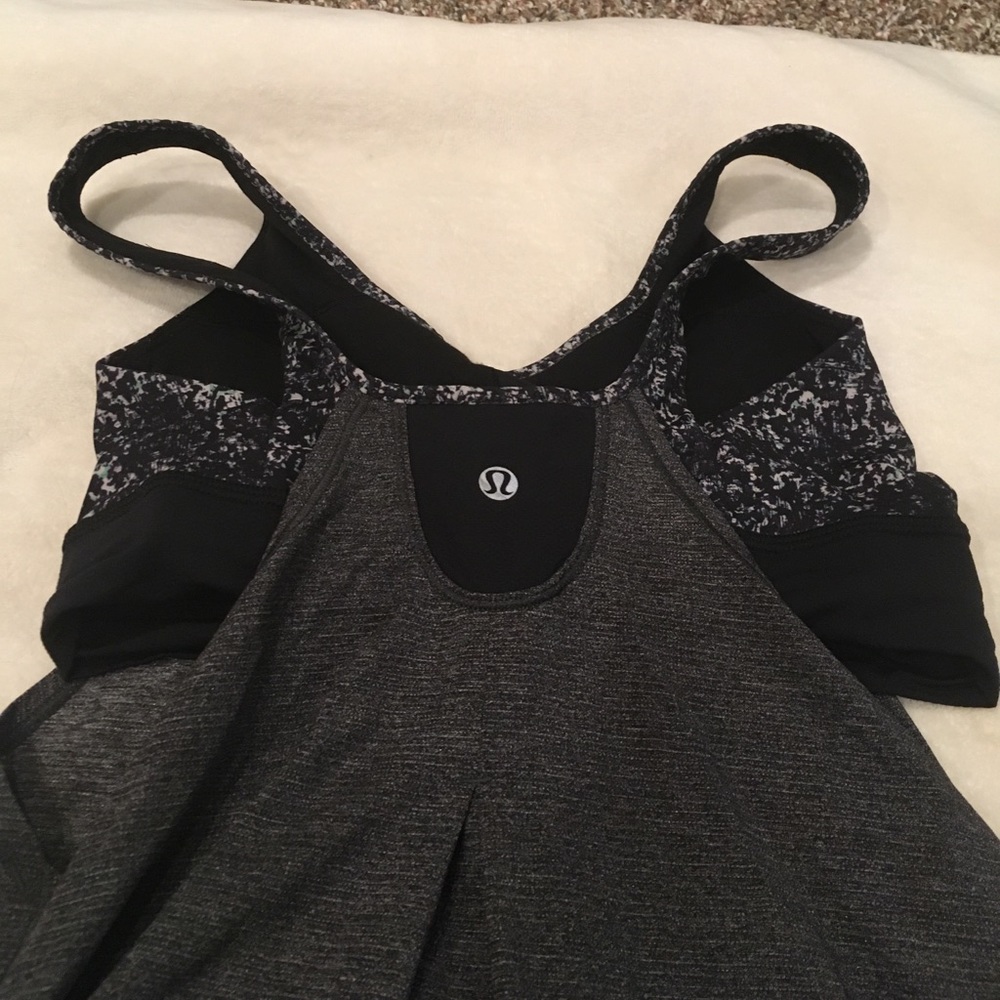 Lululemon tank with built-In bra.