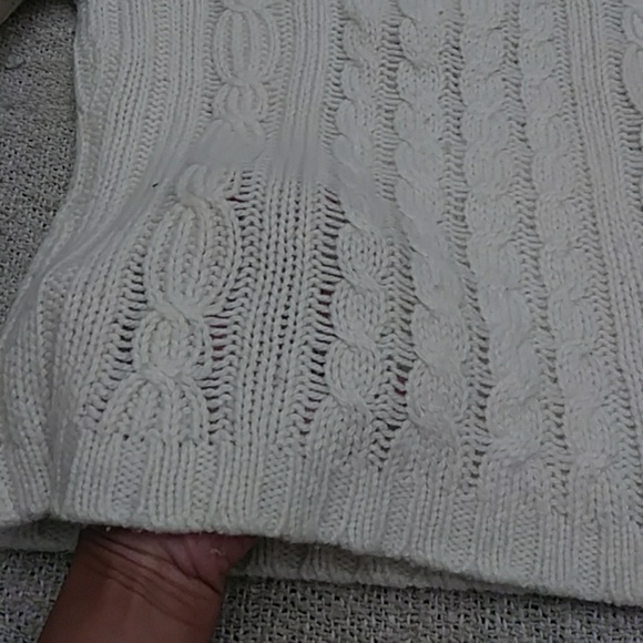 Cute Cable Knit Sweater - Picture 3 of 5