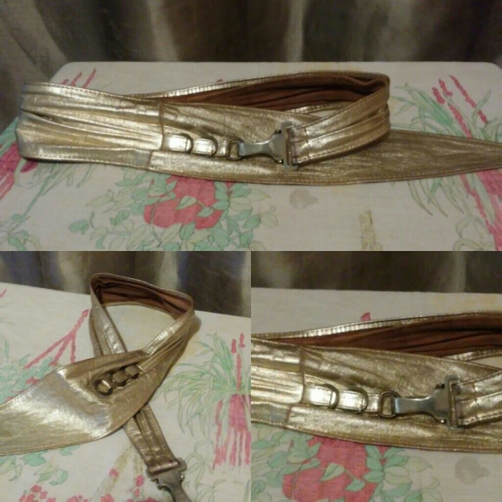 Lovely Luminous Vintage Gold Leather belt