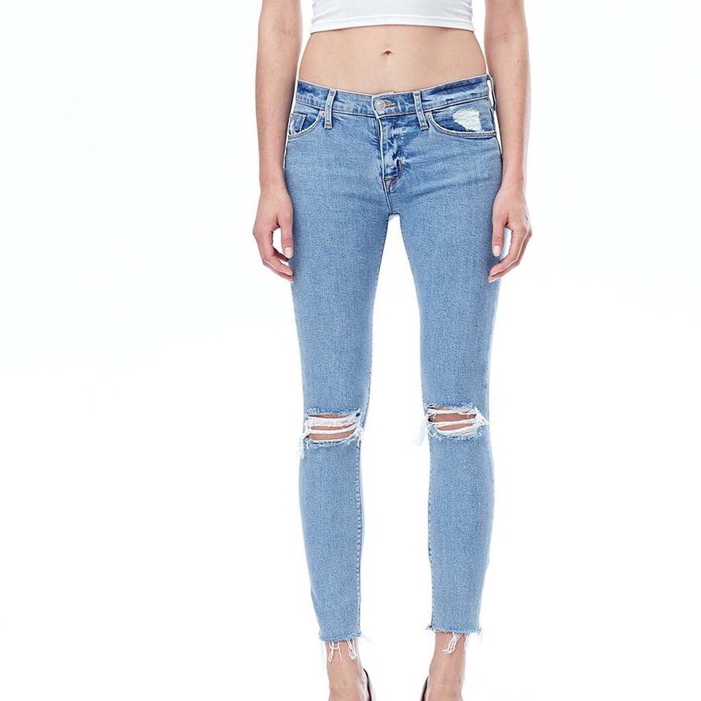NICO ANKLE SUPER SKINNY JEANS IN HOOLIGAN