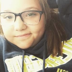 Meet your Posher, Isabelle