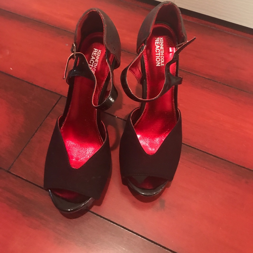 Kenneth Cole high heels