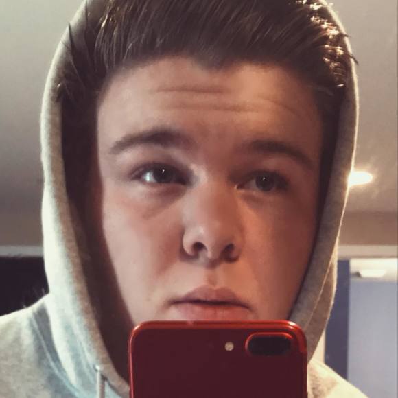 Meet your Posher, Kyle - Picture 1 of 1