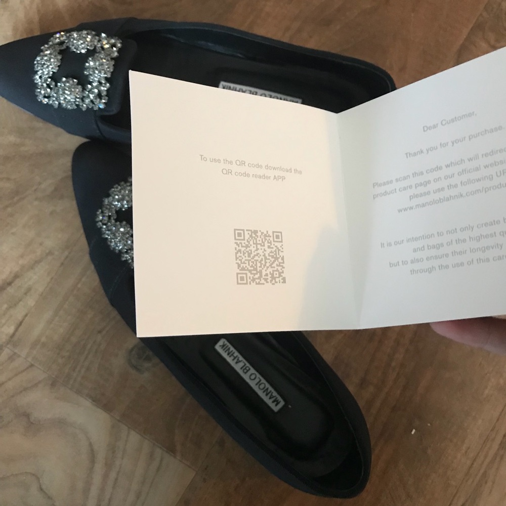 Manolo Blahnik marria flat - Picture 4 of 8