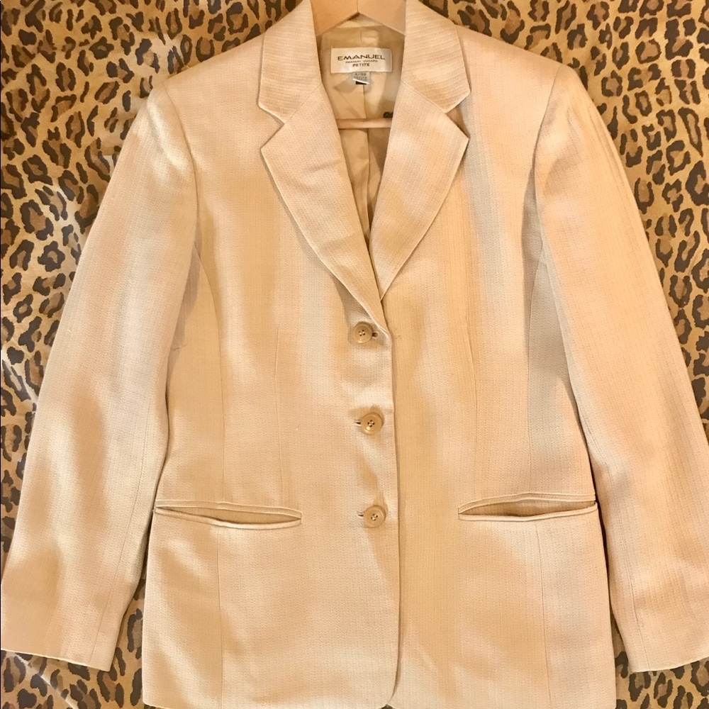 Emanuel Ungaro beige blazer