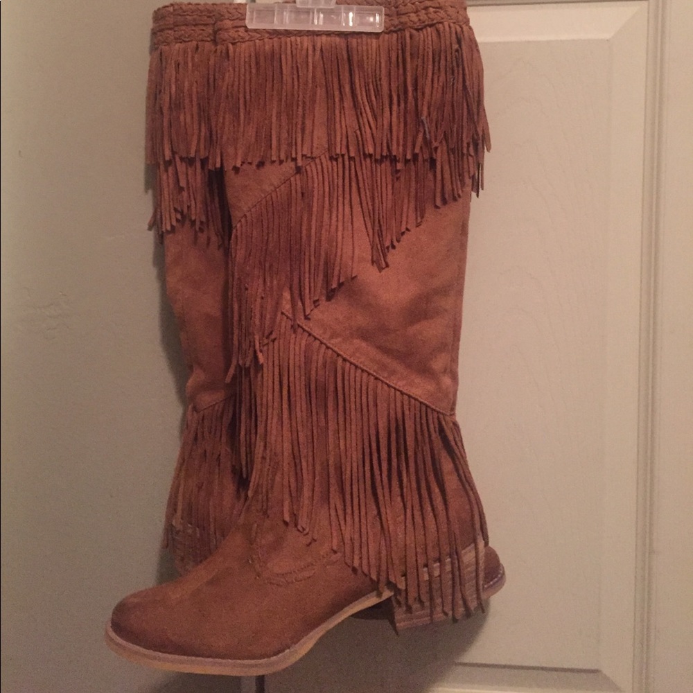 Not Rated Fringe boots
