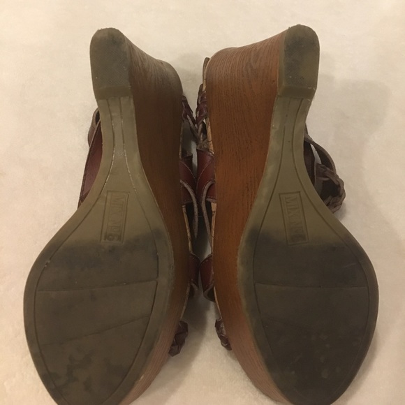 Strappy wedges - Picture 3 of 6