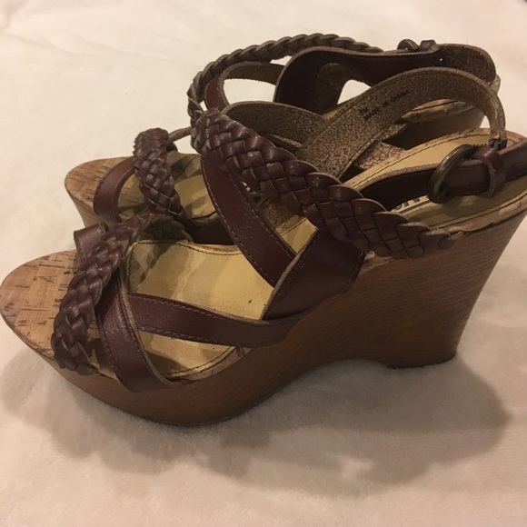 Strappy wedges - Picture 5 of 6