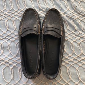 Unsia car loafers