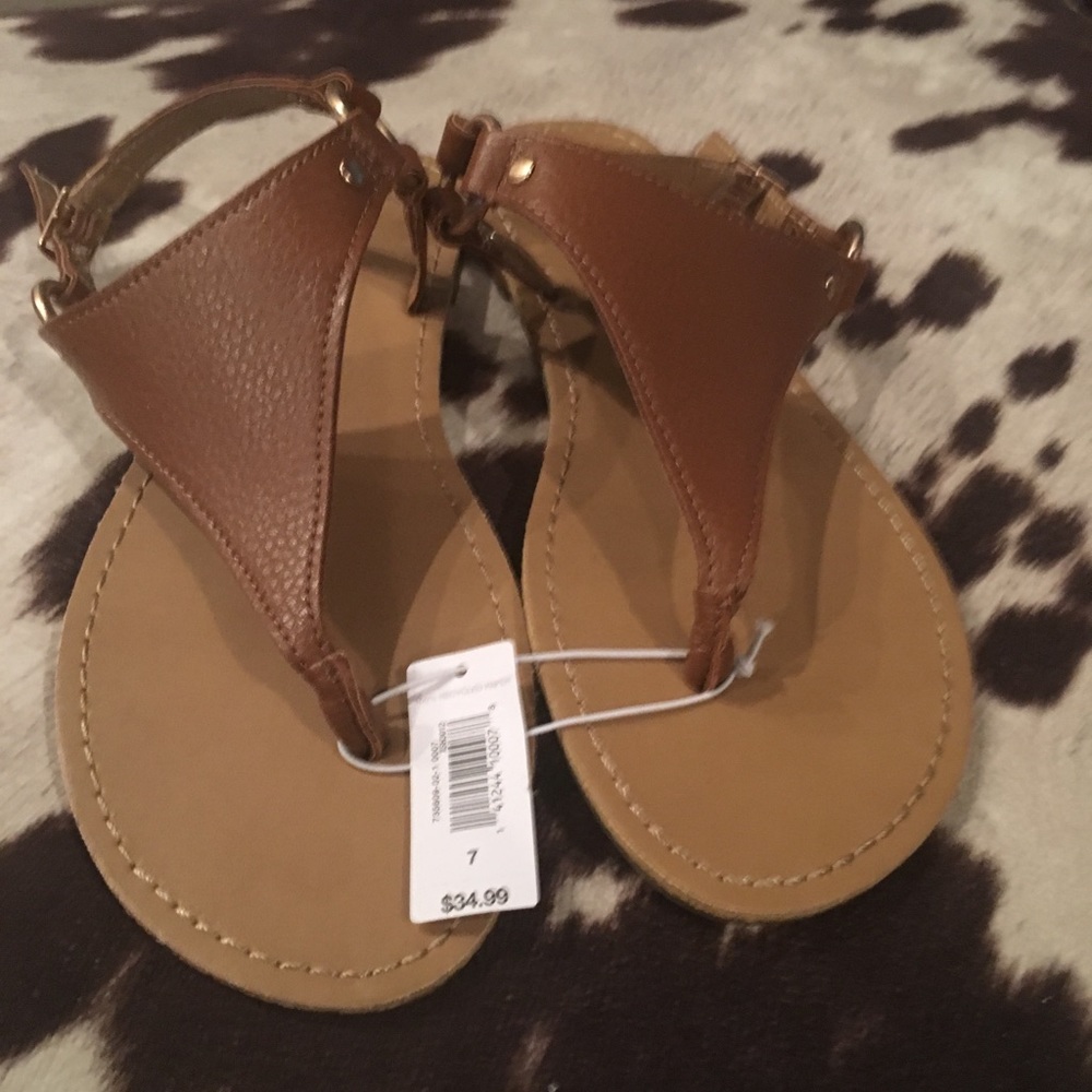 Gap women’s sandals