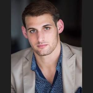 Meet your Posher, Devin