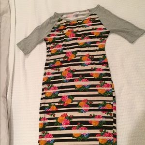 LuLaRoe THE Julia EUC- Size XS