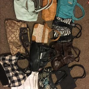 Lot of handbags