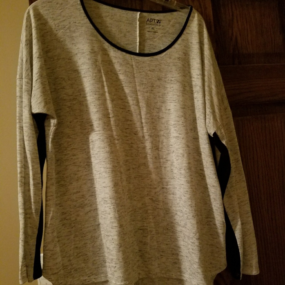 Long sleeve shirt