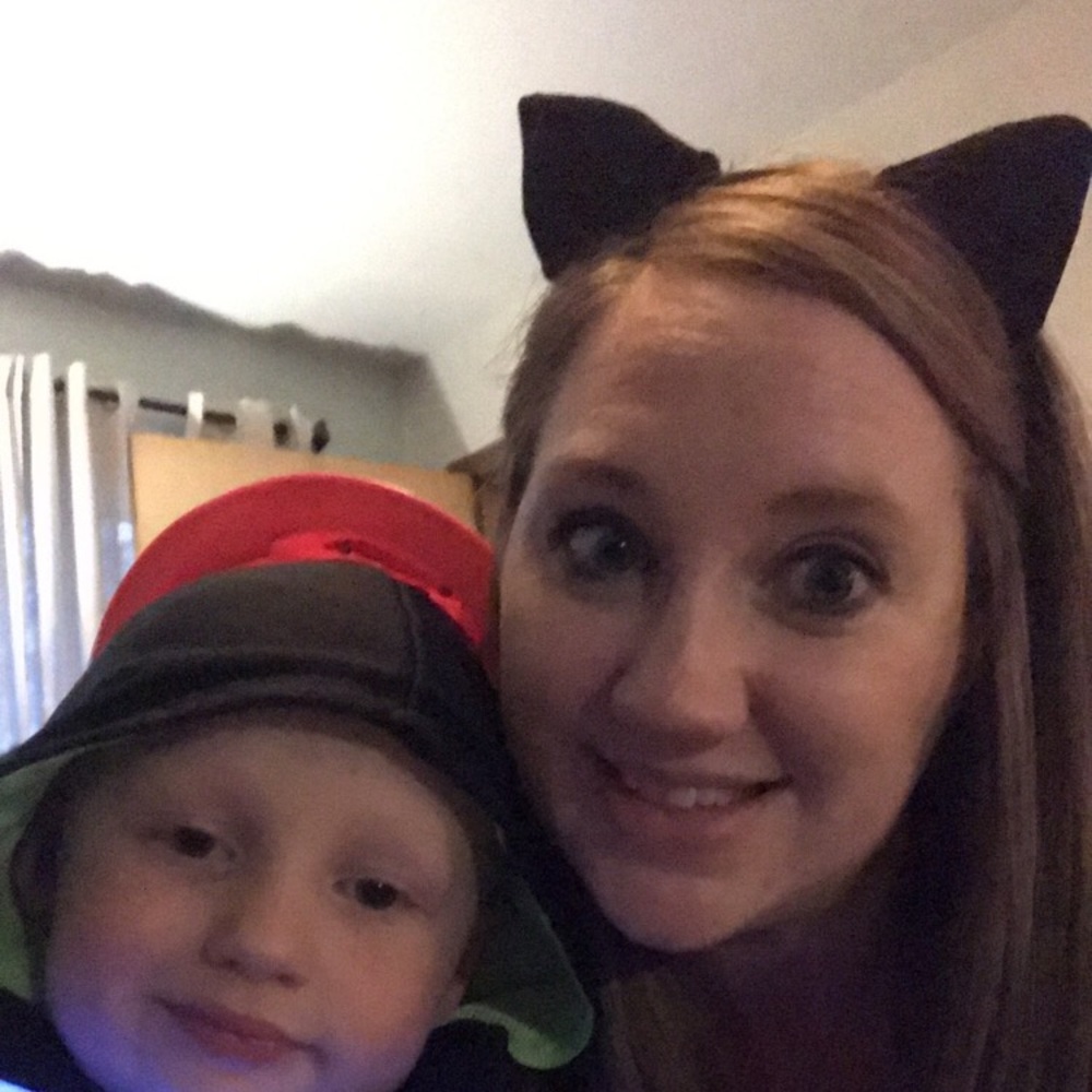 Meet your Posher, Ashley