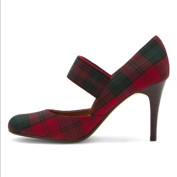 Closed Toe Mary Jane Pump - Picture 7 of 8