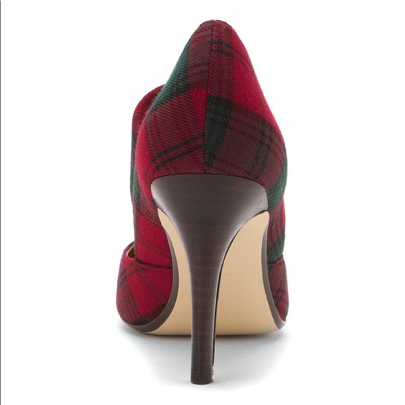 Closed Toe Mary Jane Pump - Picture 8 of 8