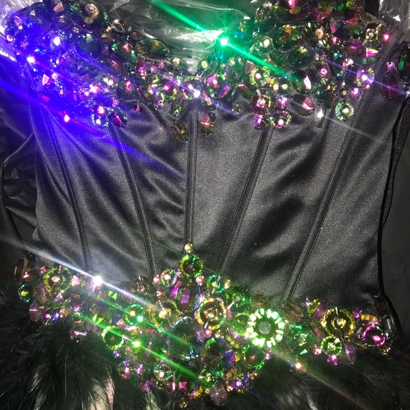 MAKE ME ANY OFFER - Picture 5 of 8