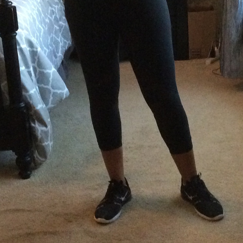 Zella Capri Pants with Mesh Cutouts