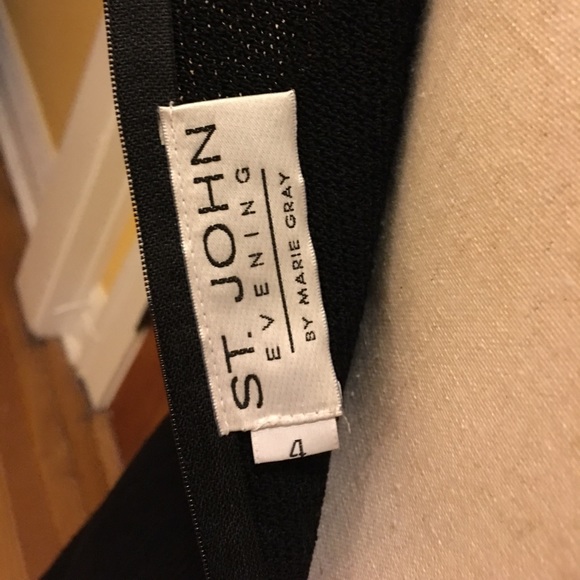 St. John knit dress - Picture 4 of 5