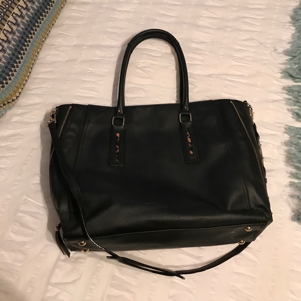 Stella and dot purse