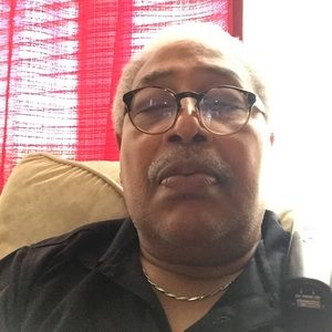 Meet your Posher, Gregory