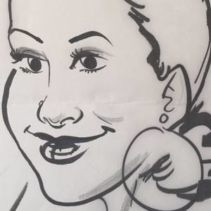 Meet your Posher, Muna