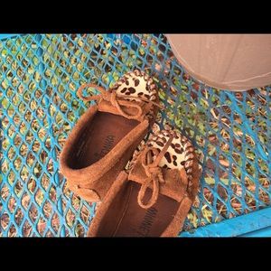 Minnetonka moccasins toddler size