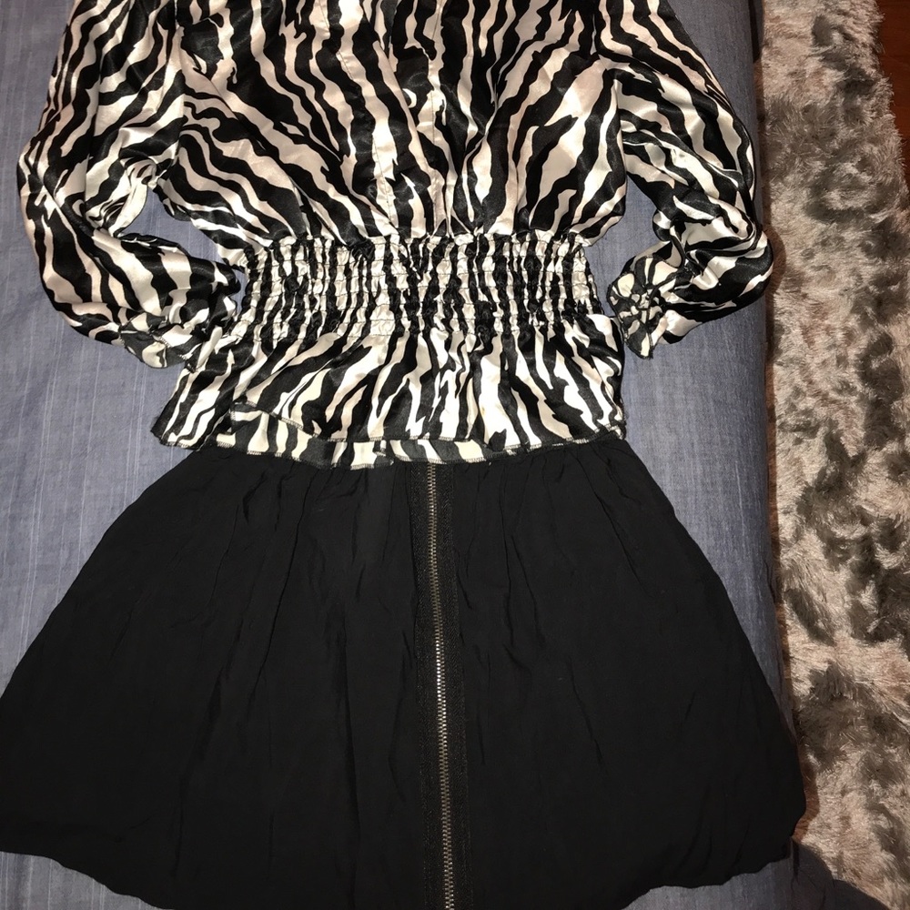 Skirt - Picture 3 of 3