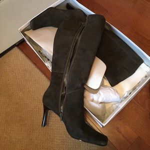 Olive Suede heeled boots