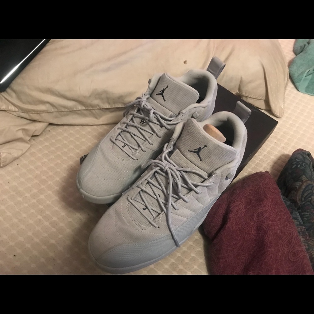Air Jordan 12 sz 15 wolf grey
