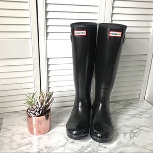Size 🎱 Hunter Original Gloss Boot (Women)