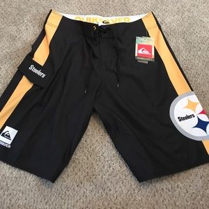 Men’s Steelers Quiksilver swim trunks Sz 34. New!