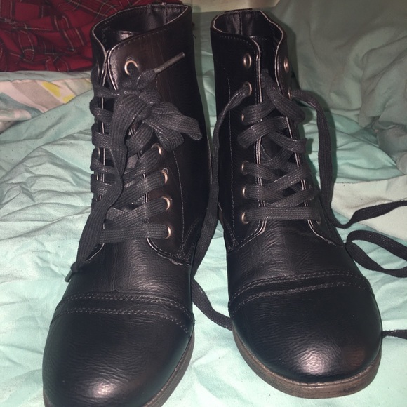 ANKLE COMBAT BOOTS (never worn) - Picture 1 of 3