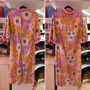 Vintage floral house dress mumu 1970s psychedelic