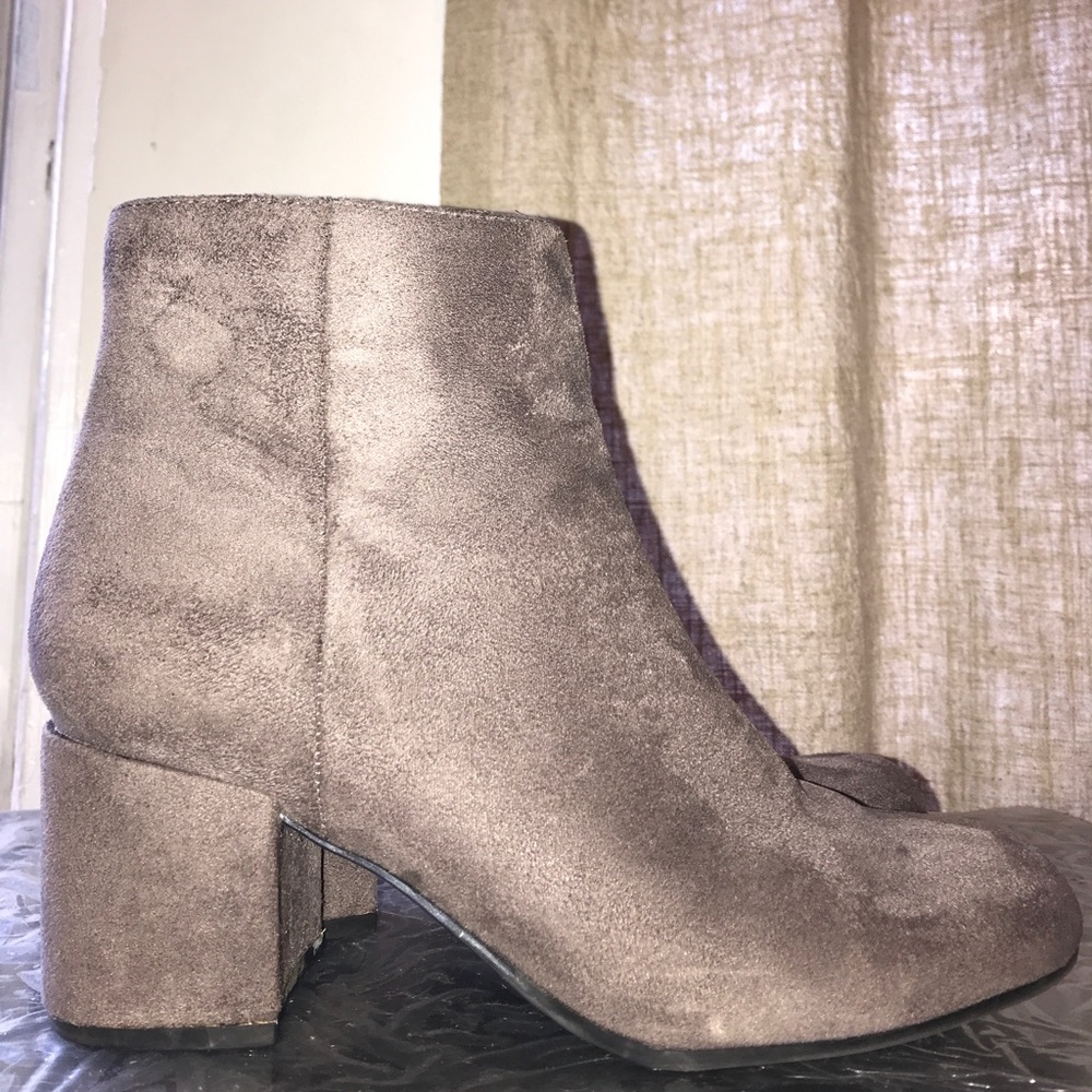 MARC FISHER BOOTIES