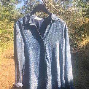 New Listing! Super soft denim top by Bella Dahl